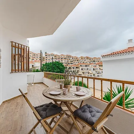 Διαμέρισμα Sea View Bouganvillas With Terrace And Pool